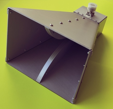 Антена направлена рупор Double Ridget Horn Antenna A-RWH-1560 (1.25-10.0 ГГц) для відеоканалу БПЛА